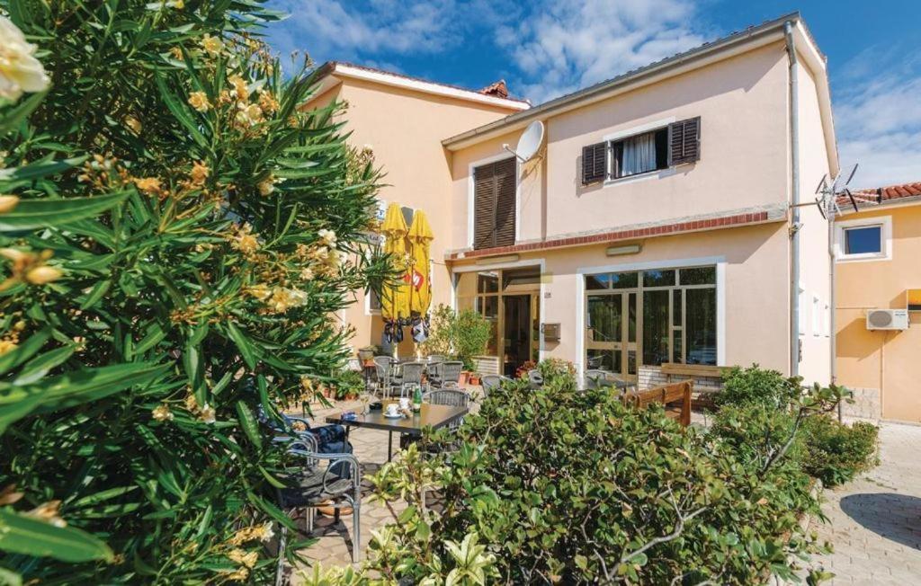 Appartamento Valdebek 2 Pola Esterno foto